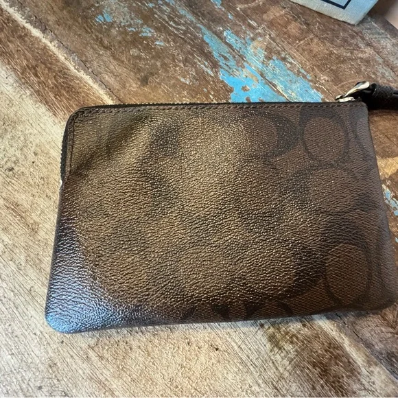 Coach Metallic Colorblock Signature Corner Zip Wristlet - Picture 4 of 10